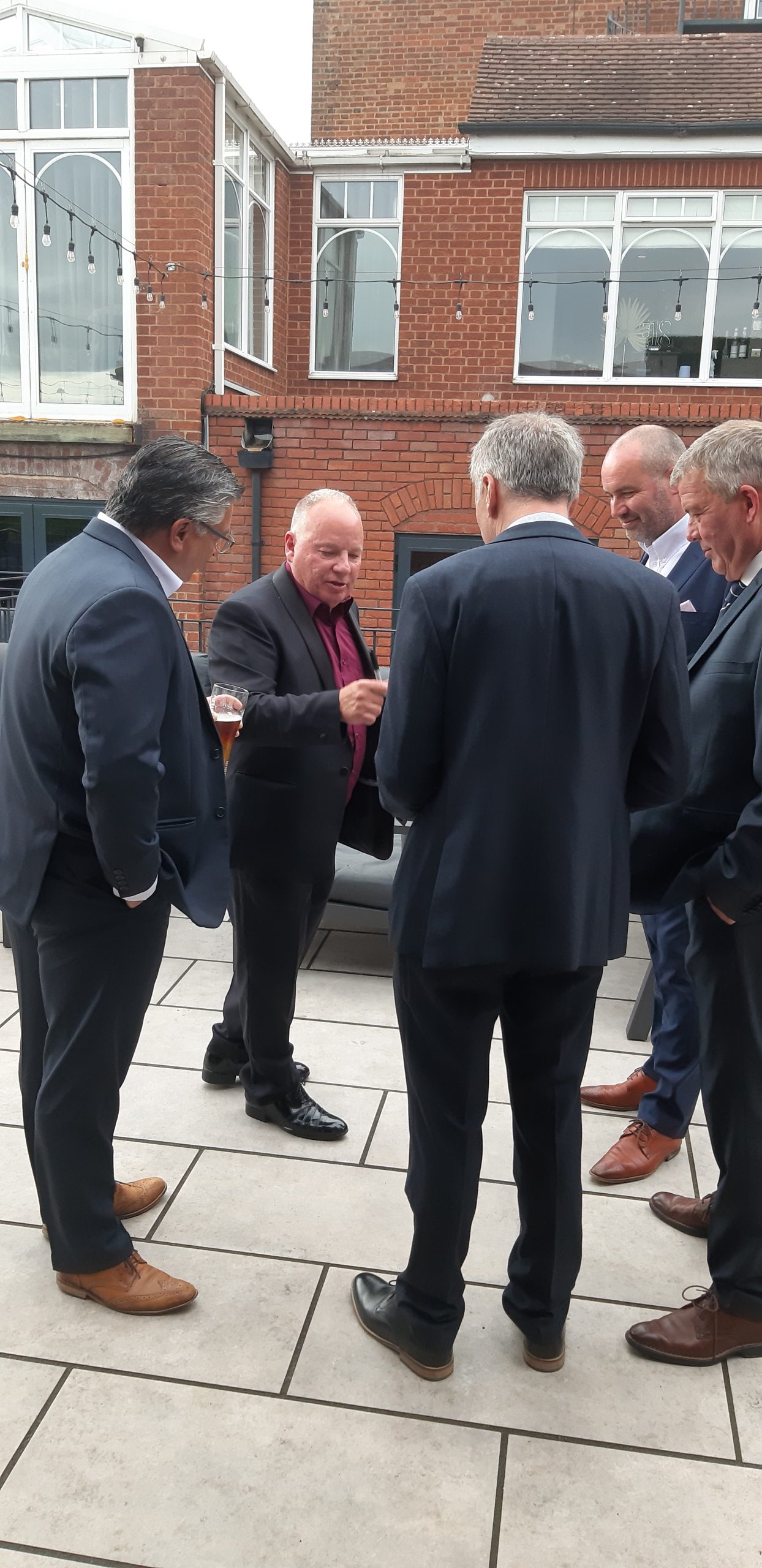 Dean Meredith: Why Magic is the Key to a Memorable 2024 Event: Tips for Businesses and Planners