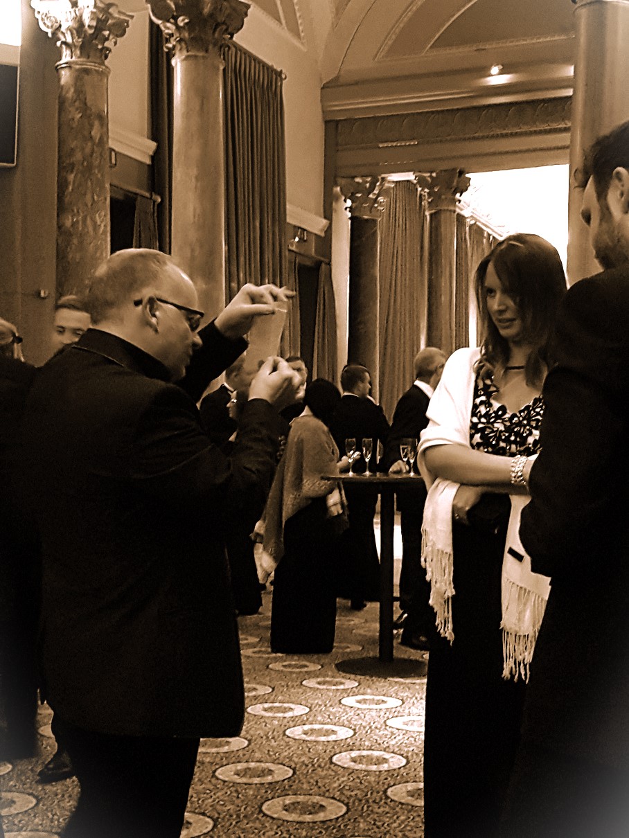 Dean Meredith: High-End Wedding Magic: Trends for 2025 Featuring the Magic of Dean